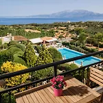 Ξενοδοχείο με διαμερίσματα Lithies Sea View Boutique