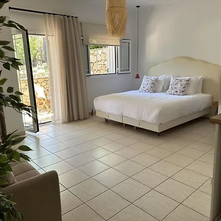 Lithies Sea View Boutique Apartahotel 4*
