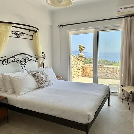 Lithies Sea View Boutique 4* Коритион