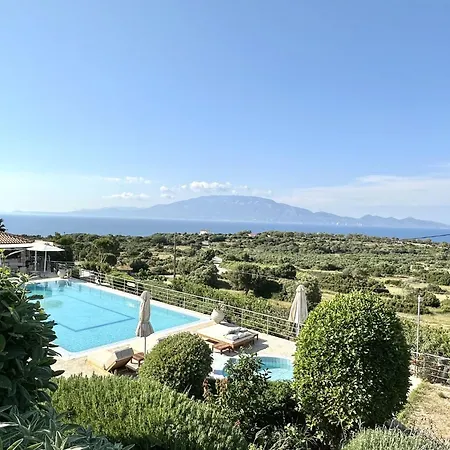 Hotel apartamentowy Lithies Sea View Boutique 4*
