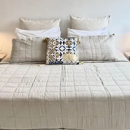 Lithies Sea View Boutique Apartahotel